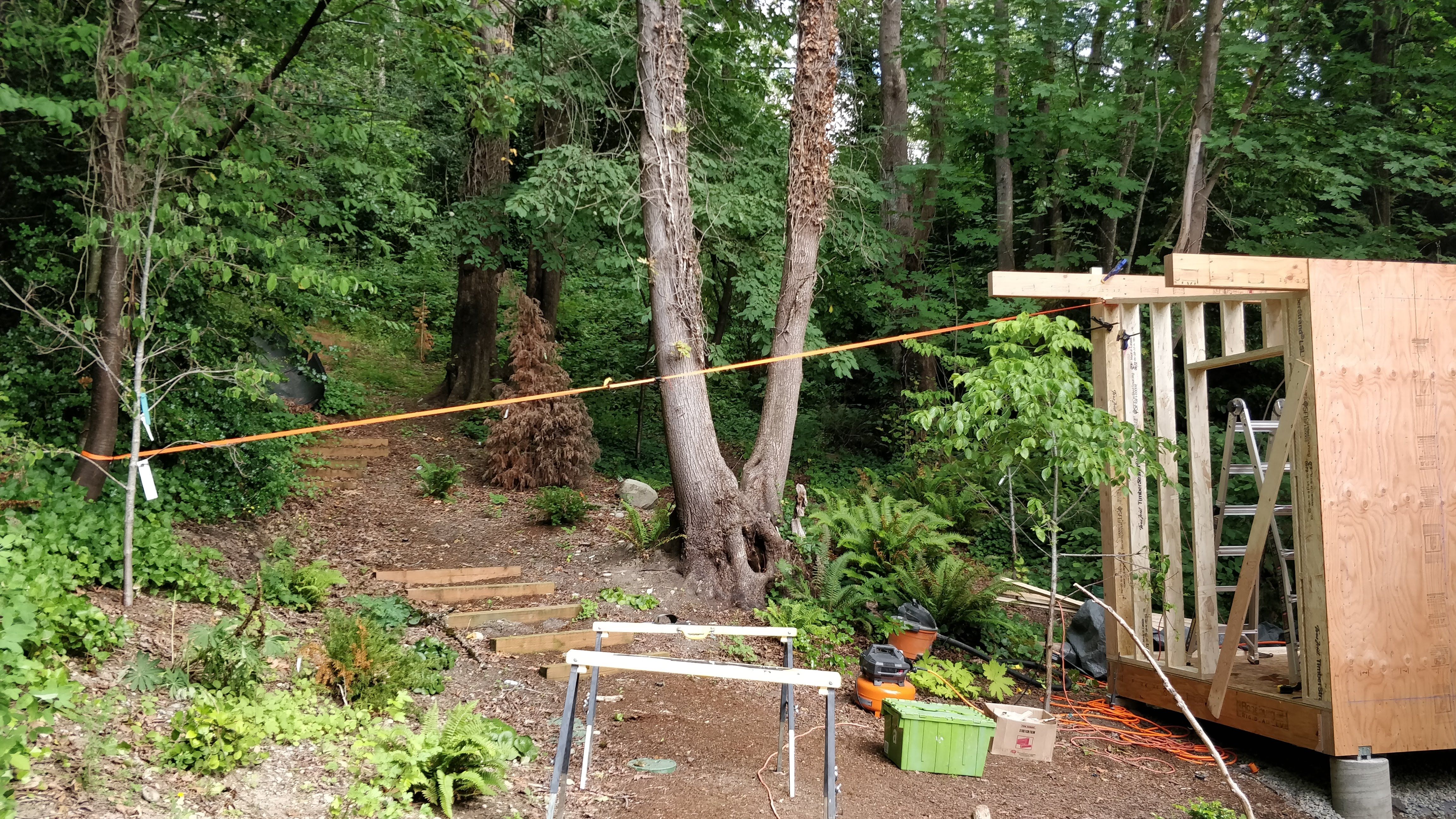 Stretching the framing with ratchet straps